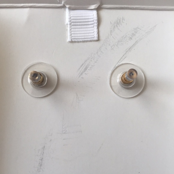 Brand Christian Siriano Champagne Glass Dangling Earrings - Picture 5 of 7